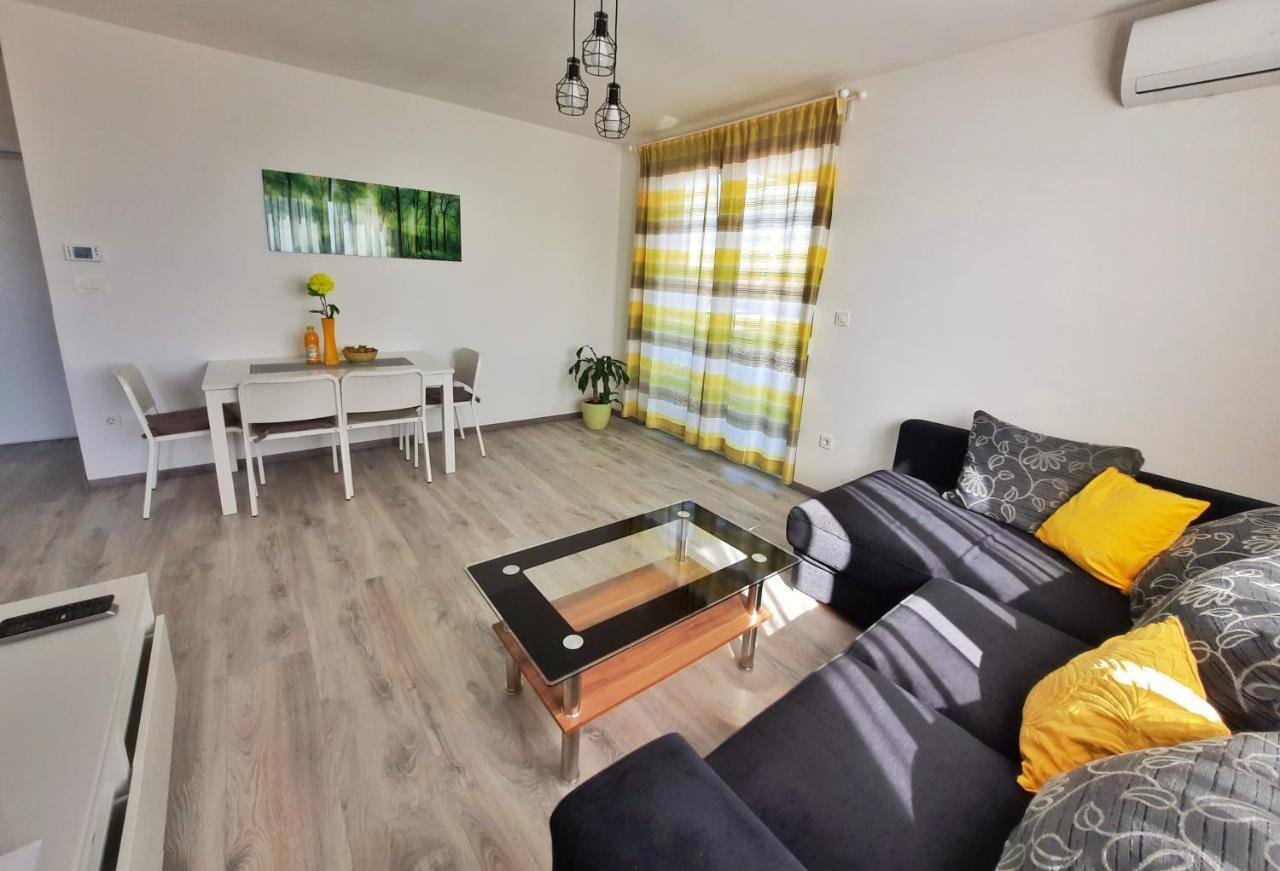 Apartment Mrvica Near The Zagreb Airport 大戈里察 外观 照片