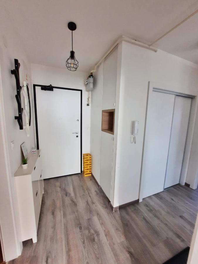 Apartment Mrvica Near The Zagreb Airport 大戈里察 外观 照片